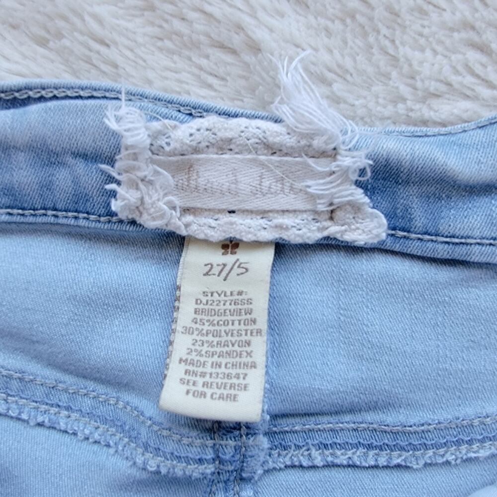 Altar'd State High Rise Distressed Skinny‎ Jeans - Picture 5 of 5